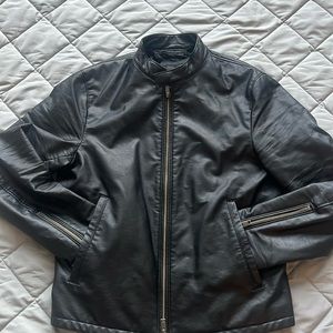 Slim Uniqlo Black Leather Spring/Fall Small